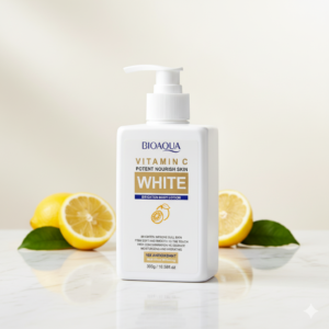 لوشن Bioaqua Vitamin C لترطيب وتفتيح الجسم